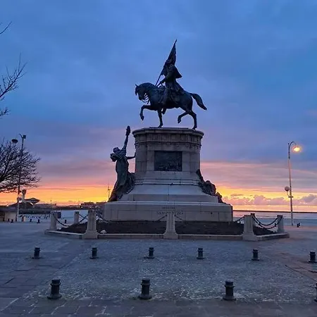 L'avenue Du Paradis *